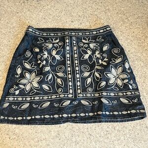 Chloe & Kate Embroidered Skirt